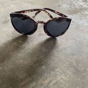 Heart lens sun glasses